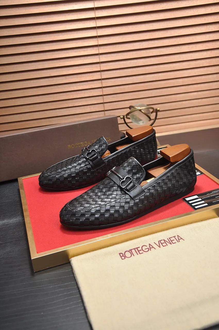 Men's shoes 💰460💶 [Botteg Venetta (BV)] (wallet shoes) exclusive new model official website new model The upper is made of high-quality top calfskin. Delicate feel and flowing luxurious texture. Tailored for refined men to create a noble aura. Delicate and regular Mark hand stitching. Smooth lines. Full sheepskin lining, comfortable to wash sweat. 38-44